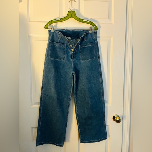 Capri buttonfly capri jeans - Picture 4 of 6